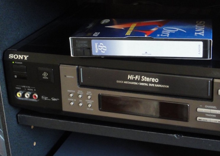 4 Best Solutions For Converting VHS to DVD in Simple Ways